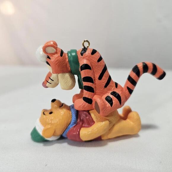 RARE Vintage Winnie the Pooh and Tigger 1994 Hallmark Keepsake Ornament - Picture 2 of 9